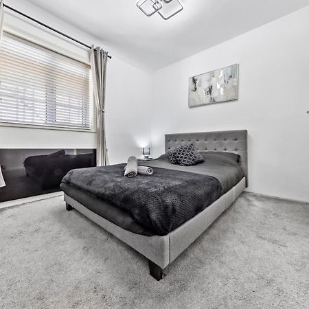 Bromley Serviced Apartments - Beckenham Place Park - London - 2 Bed House - Free Parking - 2 Beds 1 Sofabed المظهر الخارجي الصورة