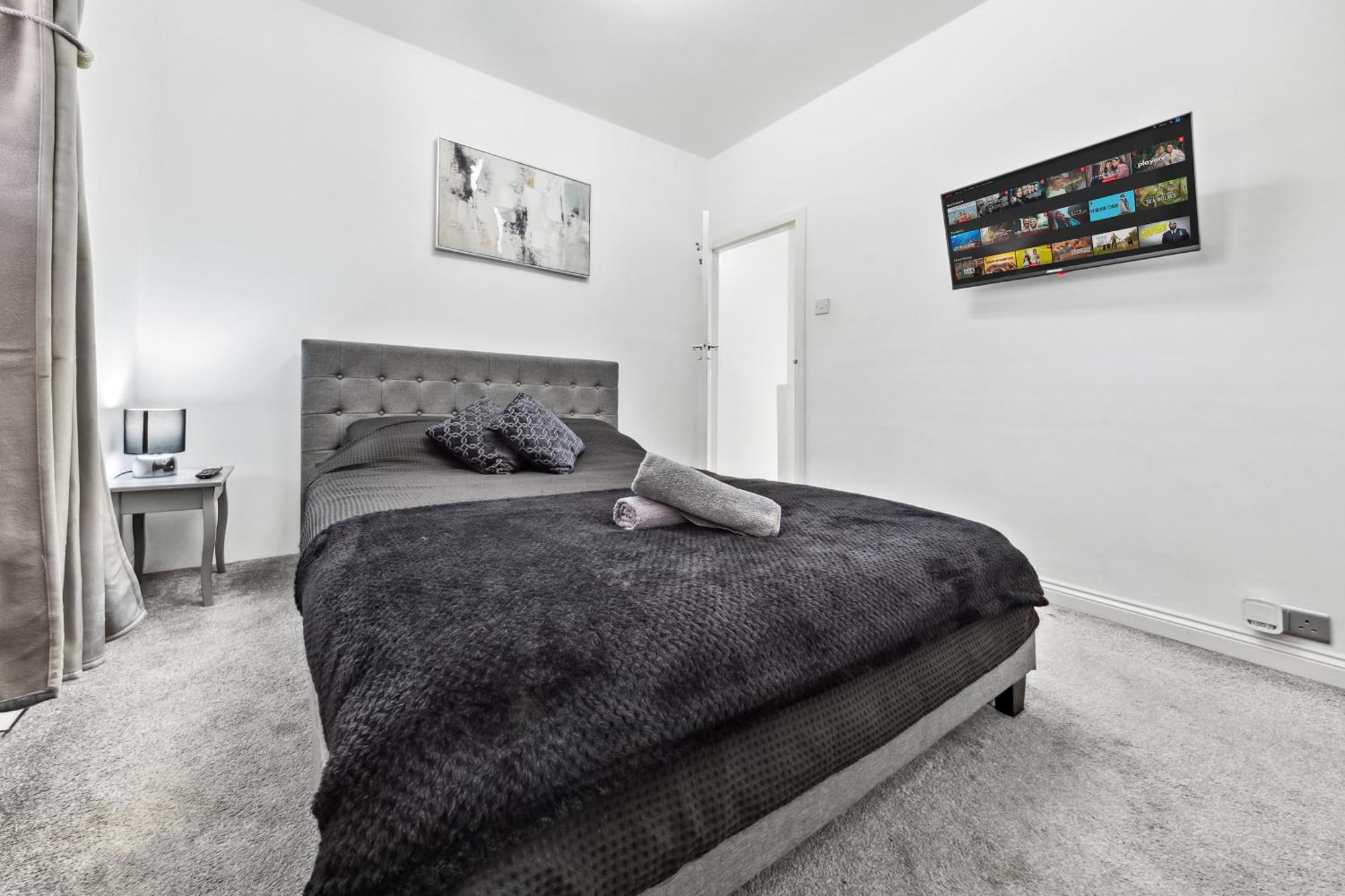 Bromley Serviced Apartments - Beckenham Place Park - London - 2 Bed House - Free Parking - 2 Beds 1 Sofabed المظهر الخارجي الصورة
