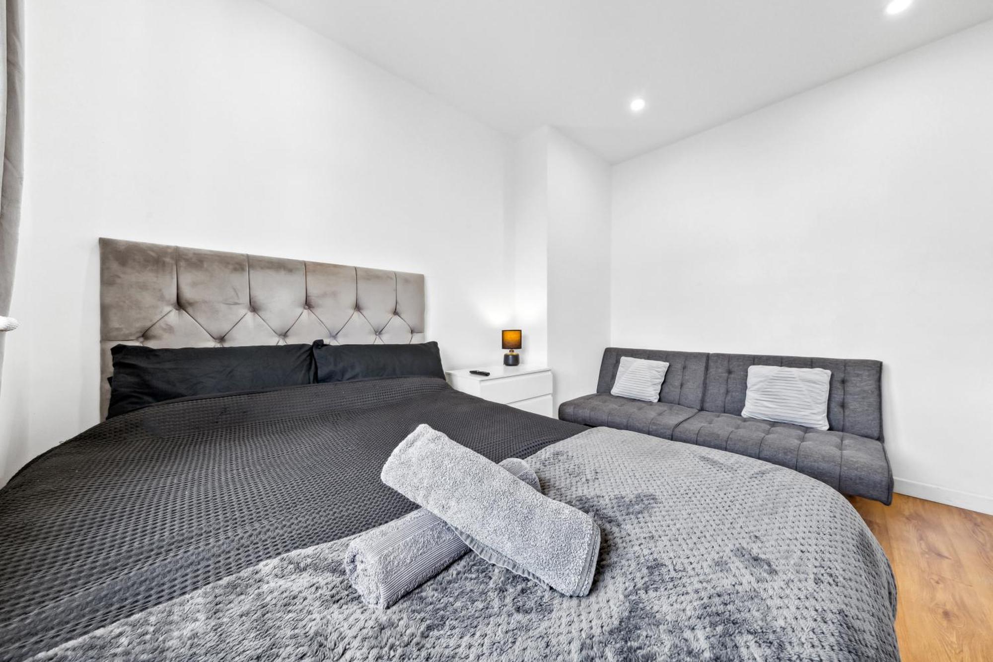 Bromley Serviced Apartments - Beckenham Place Park - London - 2 Bed House - Free Parking - 2 Beds 1 Sofabed المظهر الخارجي الصورة